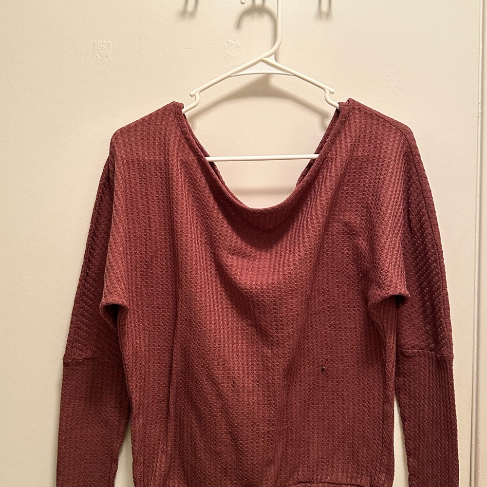 Knitted Off-the-Shoulder Sweater - Darkish Pink